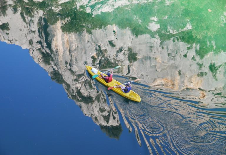 Kayaking at the Mrežnica Canyon